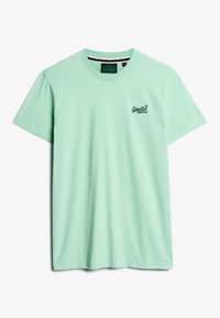 Miętowa bawełniana koszulka z okrągłym dekoltem, krótki rękaw i małe czarne logo na lewej piersi. Miękka tekstura i luźny krój.