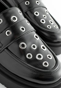 Next FOREVER COMFORT CHUNKY   - Jalga libistatavad jalanõud - mottled black