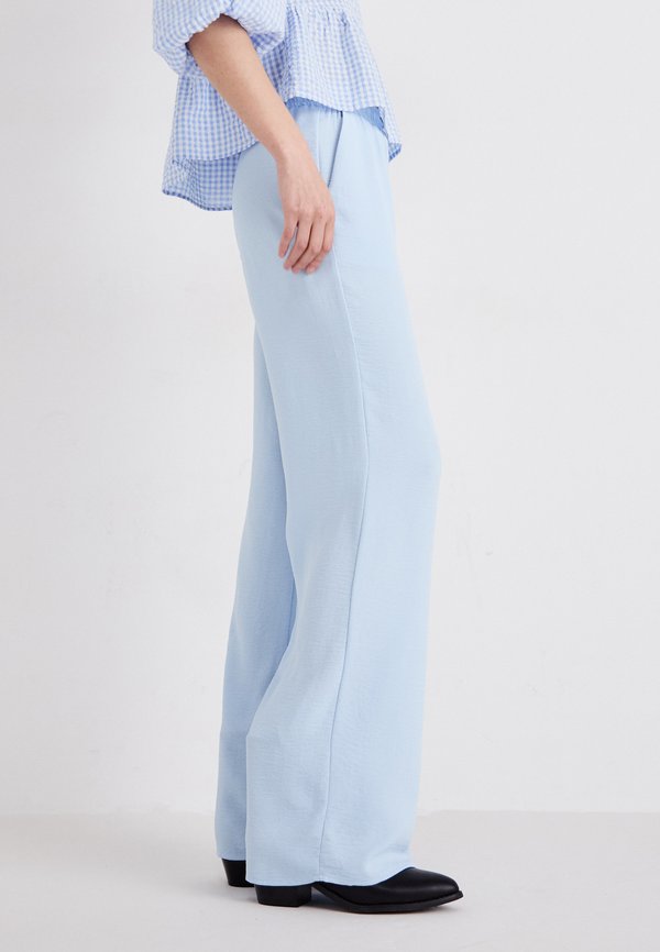 ONLMETTE WIDE PANT - Trousers
