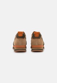 Gabor Comfort Tenisky - light brown