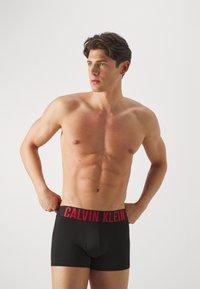 Calvin Klein Underwear TRUNK INTENSE POWER 3 PACK - Boxerbriefs - black