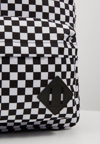 Vans MN OLD SKOOL III BACKPACK - Mochila - black/white