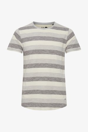 Īsām piedurknēm, apaļas kakla formas T-krekls ar horizontālām platām pelēkām un bežām svītrām, izlikts uz balta fona.