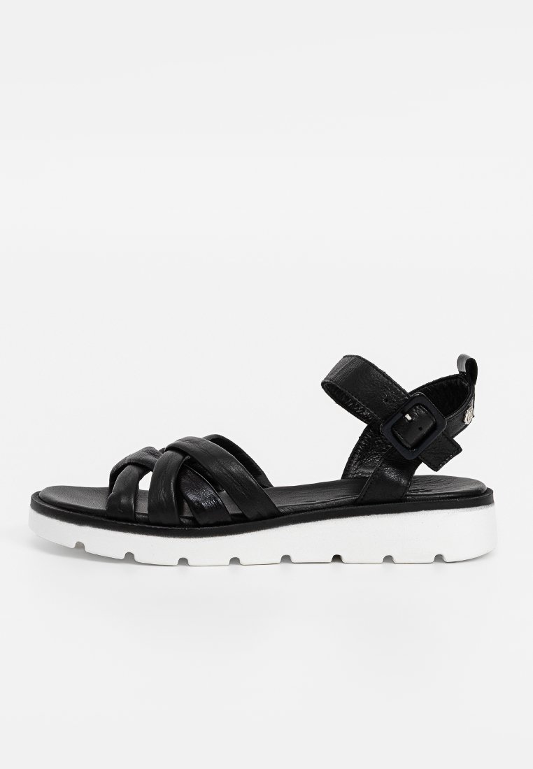 Carmela Sandalen met plateauzool zwart
