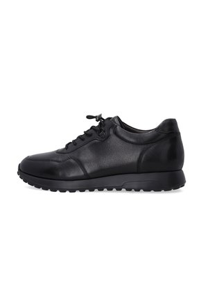 Schwarze Ledersportschuhe mit strukturiertem Obermaterial, runder Zehenpartie, Schnürverschluss und strapazierfähiger Gummisohle mit leichtem Absatz.