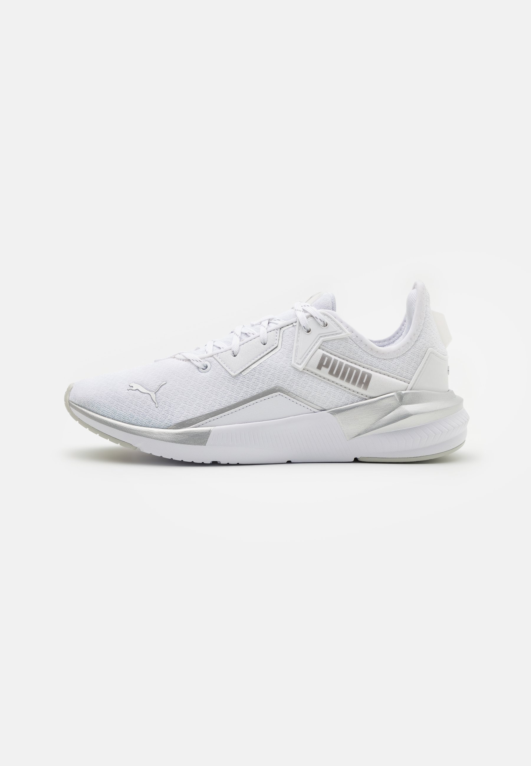 puma white flat shoes