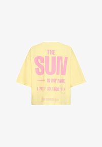 Sélectionné, mellow yellow/wild orchid