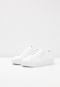 adidas Originals Sneakers - white