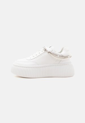 KARL LAGERFELD, KREEPER ANKLET LACE - Αθλητικά παπούτσια - white