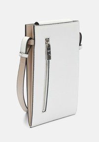 Liebeskind Berlin HILLA - Phone pouch - creme