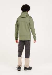 Protest PRTGERGETI - Lauko striukė - artichoke green