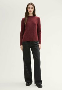 TOM TAILOR DENIM MIT STEHKRAGEN - Džemper - tawny port red melange