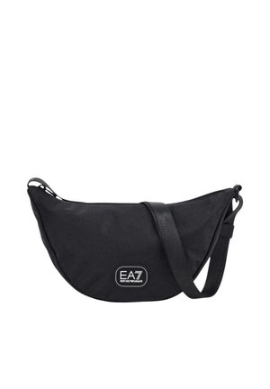 Borsa a tracolla nera a forma di mezzaluna con chiusura a zip, tracolla regolabile e logo bianco EA7 Emporio Armani sul davanti.