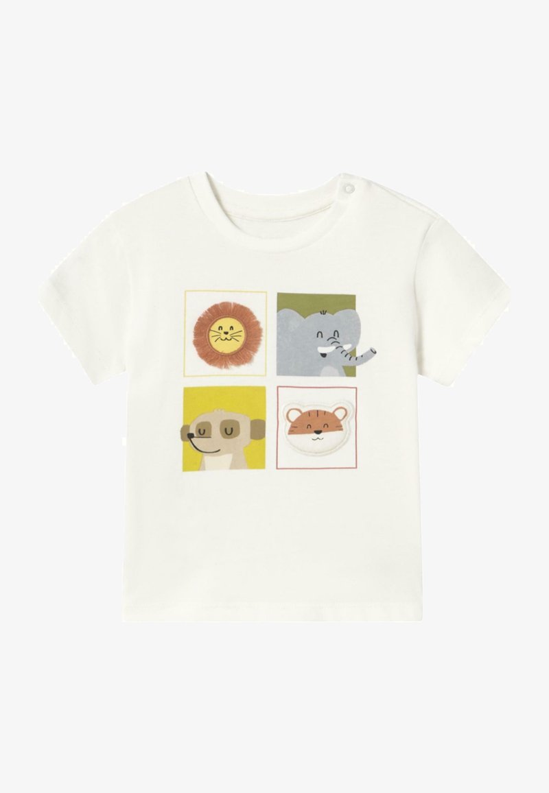 Camiseta blanca de algodón con cuatro bloques de animales: un león con melena, un elefante, un mono y un tigre, cada uno ilustrado de forma caricaturesca.