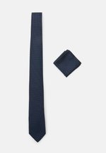 Set Da Uomo: Cravatta A Farfalla Pre-legata E Fazzoletto Da Taschino Abbinato – Poliestere – Essentials By Manuel