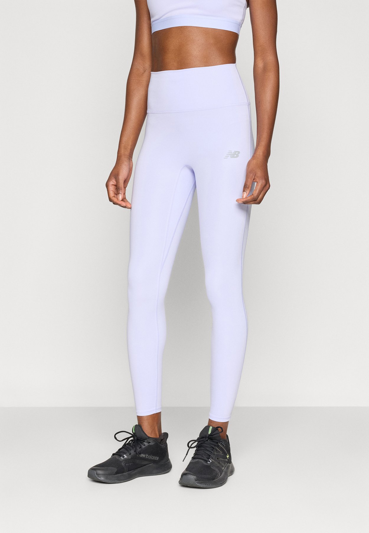 ESSENTIAL HIGH RISE LEGGING