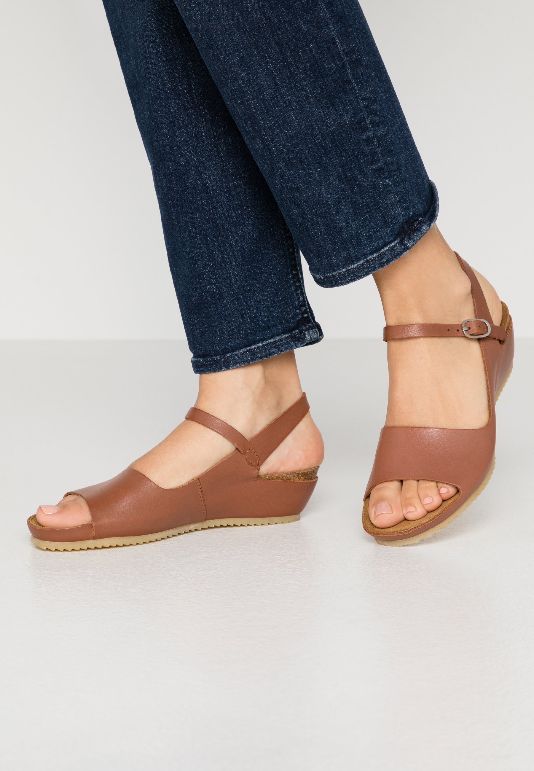 kickers sandales