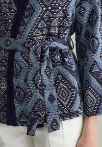 PIOMBO Lichte jas - blue