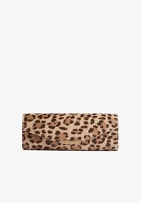 Niewybrane, leopard