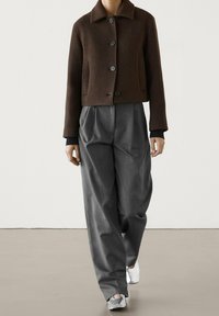 Massimo Dutti Übergangsjacke - dark brown