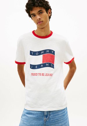 WAVY FLAG TEXTURED  - T-shirt print - ecru