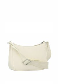 Borsa a spalla in pelle bianca con chiusura a zip, tracolla regolabile con dettagli del logo, texture liscia e forma curva elegante.