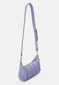 KARL LAGERFELD SMALL KUSHION - Torbica - sweet lavender