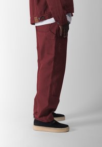 BLKVIS ATELIÉR DOUBLE KNEE UNISEX - Vaqueros cargo - red ochre