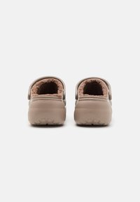 Crocs Mules - mushroom