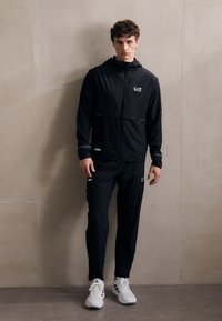 EA7 Emporio Armani HOODIE Veste de survêtement black/noir