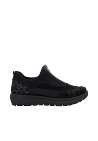 Baskets noires à enfiler avec un mélange de matériaux lisses et texturés, des accents en imprimé léopard et une semelle rembourrée pour le confort.