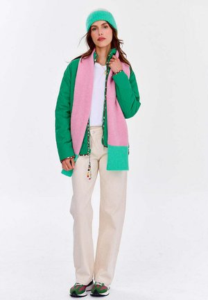 DUOPUFF JUICY MATCHA - Šál - light pink