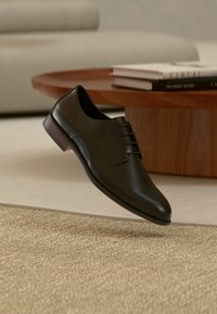 Δεν επιλέχθηκε, black