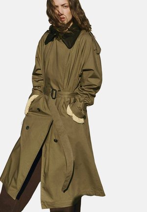 Gabardina - khaki