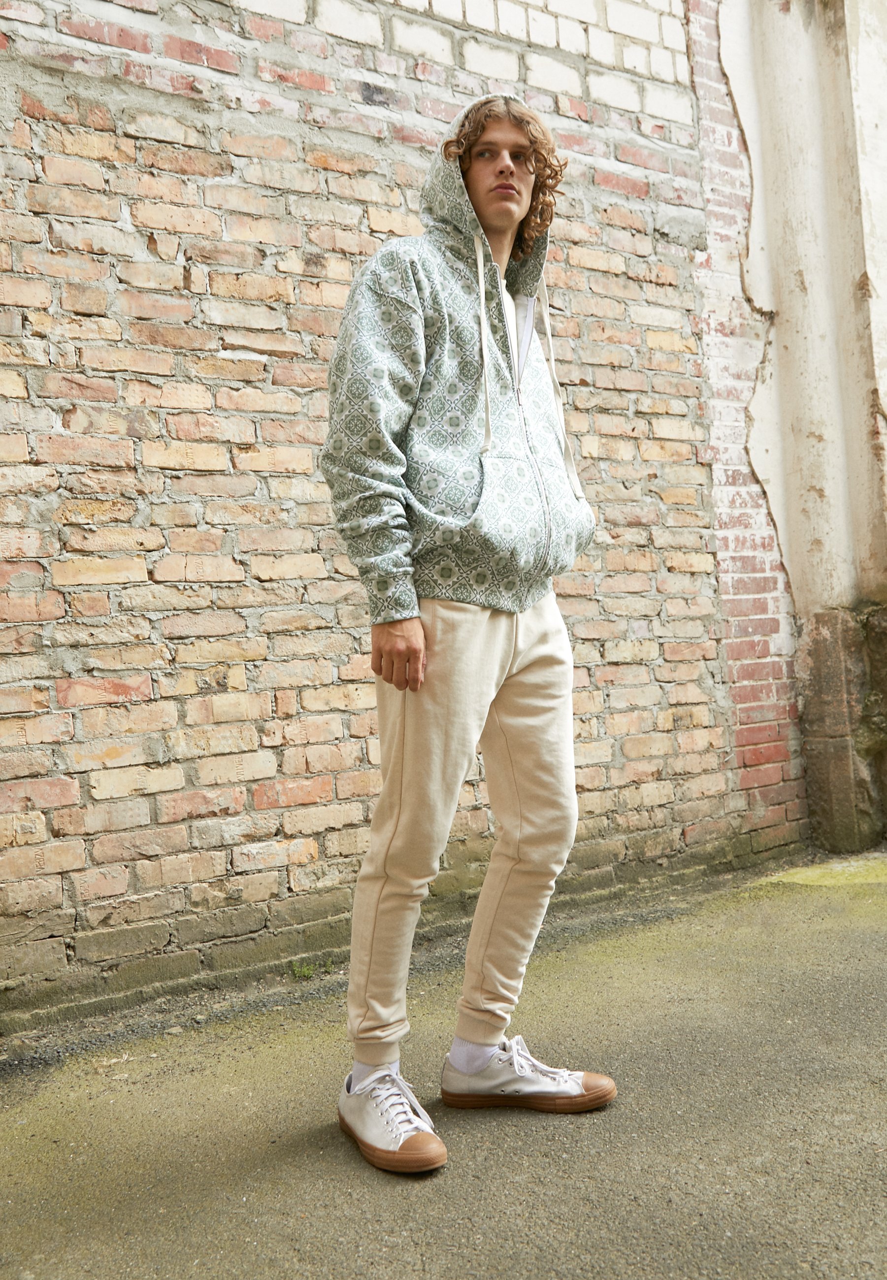 Women MOSAIC OVERSIZED JACKET UNISEX - Zip-up sweatshirt Women MOSAIC OVERSIZED JACKET UNISEX - Zip-up sweatshirt
