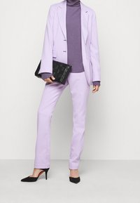 DRYKORN Strickpullover - lilac