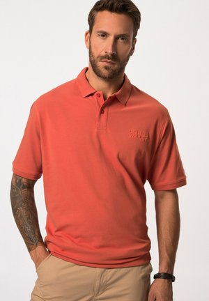 STOMACH FIT SHORT SLEEVE - Pikeepaita - russet