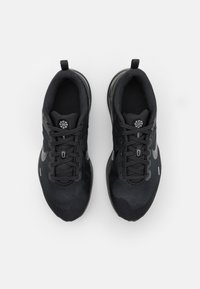 Nike Performance DOWNSHIFTER 12 - Zapatillas running asfalto - black/dark smoke grey/iron grey