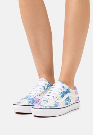 Vans COMFYCUSH OLD SKOOL - Sportbačiai - orchid/true white