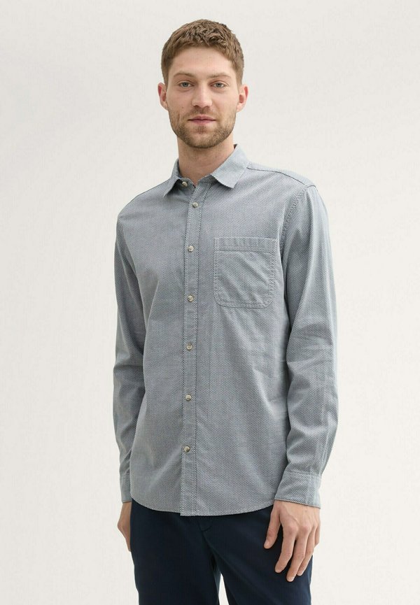 STRUKTURIERTES MIT BRUSTTASCHE - Hemd