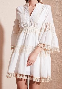 LELA Robe de jour - off-white