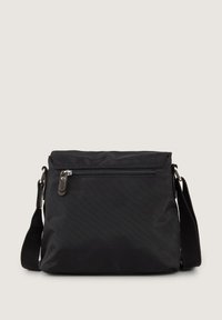 Borsa a tracolla nera in nylon con tasca anteriore con zip e tracolla regolabile su uno sfondo chiaro e semplice.