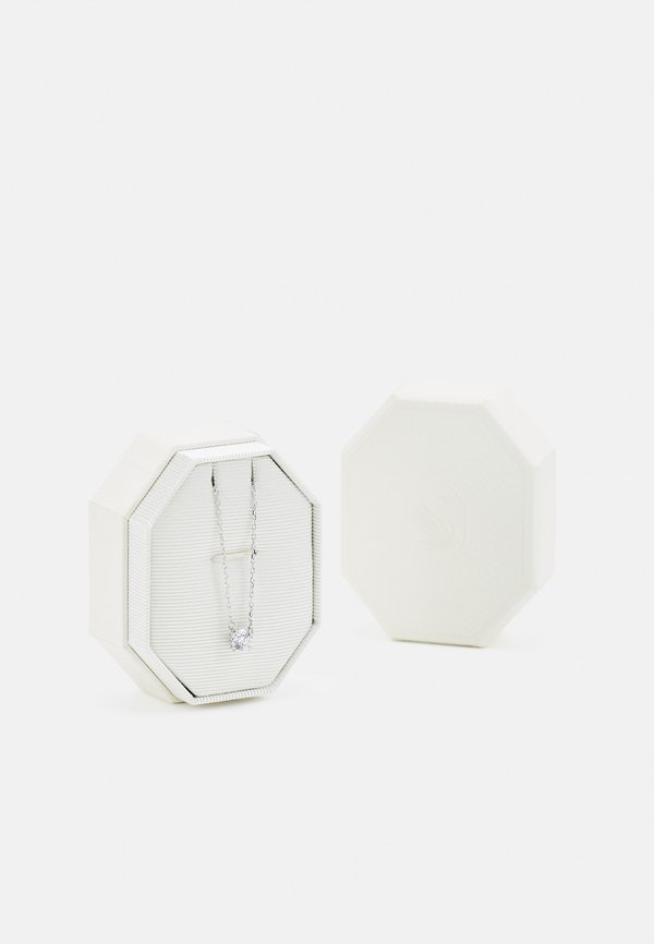 STILLA PENDANT ROUND CUT - Necklace3