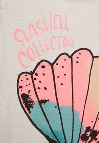 Soft Gallery SGHILDE COLLECTOR TEE - Camiseta estampada - chintz rose