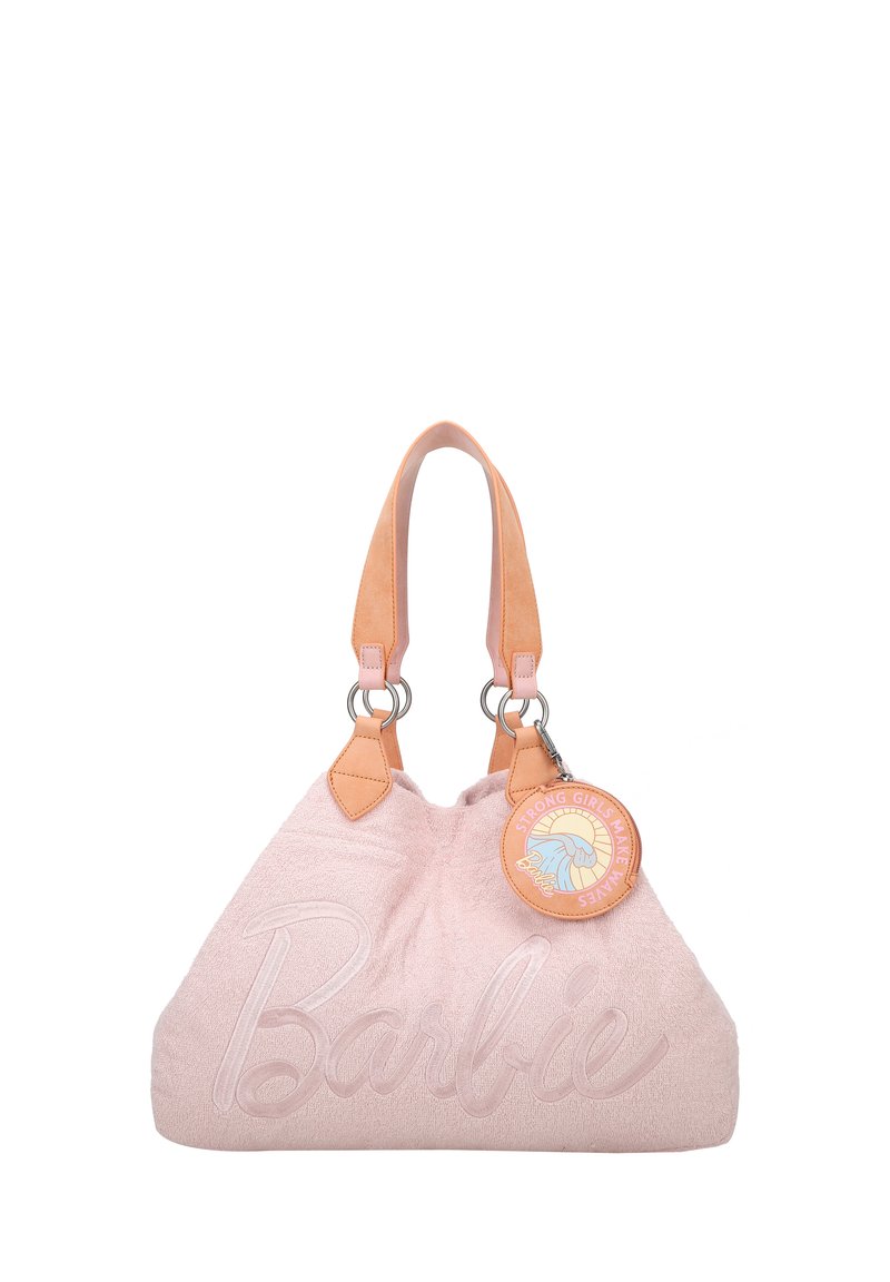 Roze pluche handtas met leren banden, zilveren hardware en geperst 'Barbie' tekst. Inclusief een ronde charm met een grafisch ontwerp.