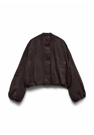 Dunkelbraune, kurz geschnittene Bomberjacke mit Ballonärmeln, Vorder Taschen und rundem Kragen, flach auf weißem Hintergrund präsentiert.