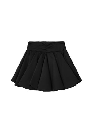 Czarna plisowana spódnica z szerokim elastycznym paskiem w talii. Wykonana z gładkiej tkaniny o rozkloszowanym kroju, dostosowana do luźnego fasonu.