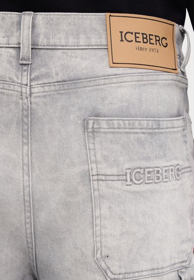 Iceberg PANTALONE - Široke kavbojke - degradabile grigio