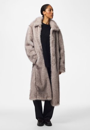Pieces, PCJILLA LONG FLUFFY JACKET - Manteau d'hiver - cathedral spire