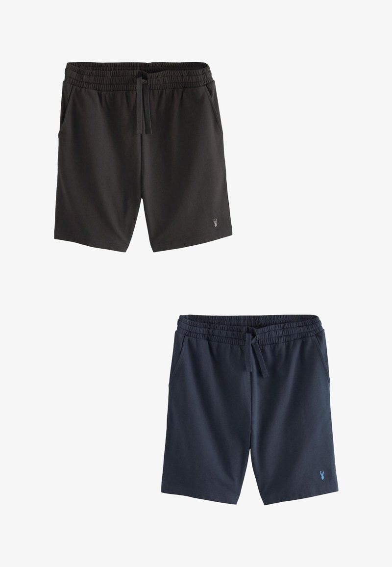 Deux paires de shorts décontractés pour hommes avec ceintures élastiques et cordons de serrage, un en noir et un en bleu marine, chacun avec un petit logo sur la jambe.